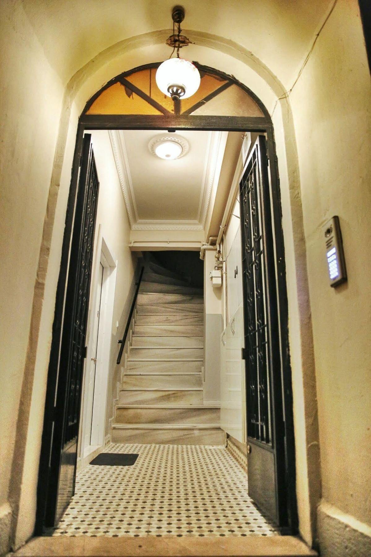 Golden Galata Aparthotel Istanbul Exteriör bild